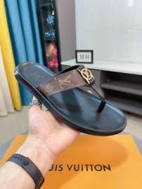 Picture of Louis Vuitton Slippers _SKULVsz38-44h09131530